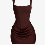 Lorie – Mini Mekko Hourglass Leikkaus