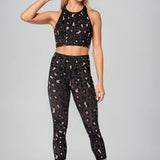 Top v barvi breskve z leopardjim vzorcem